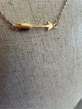 Delicate Maison de Papillon Arrow Gold-filled Necklace